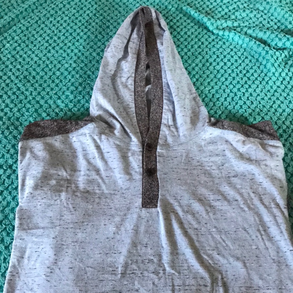Boys long sleeve hooded T-shirt